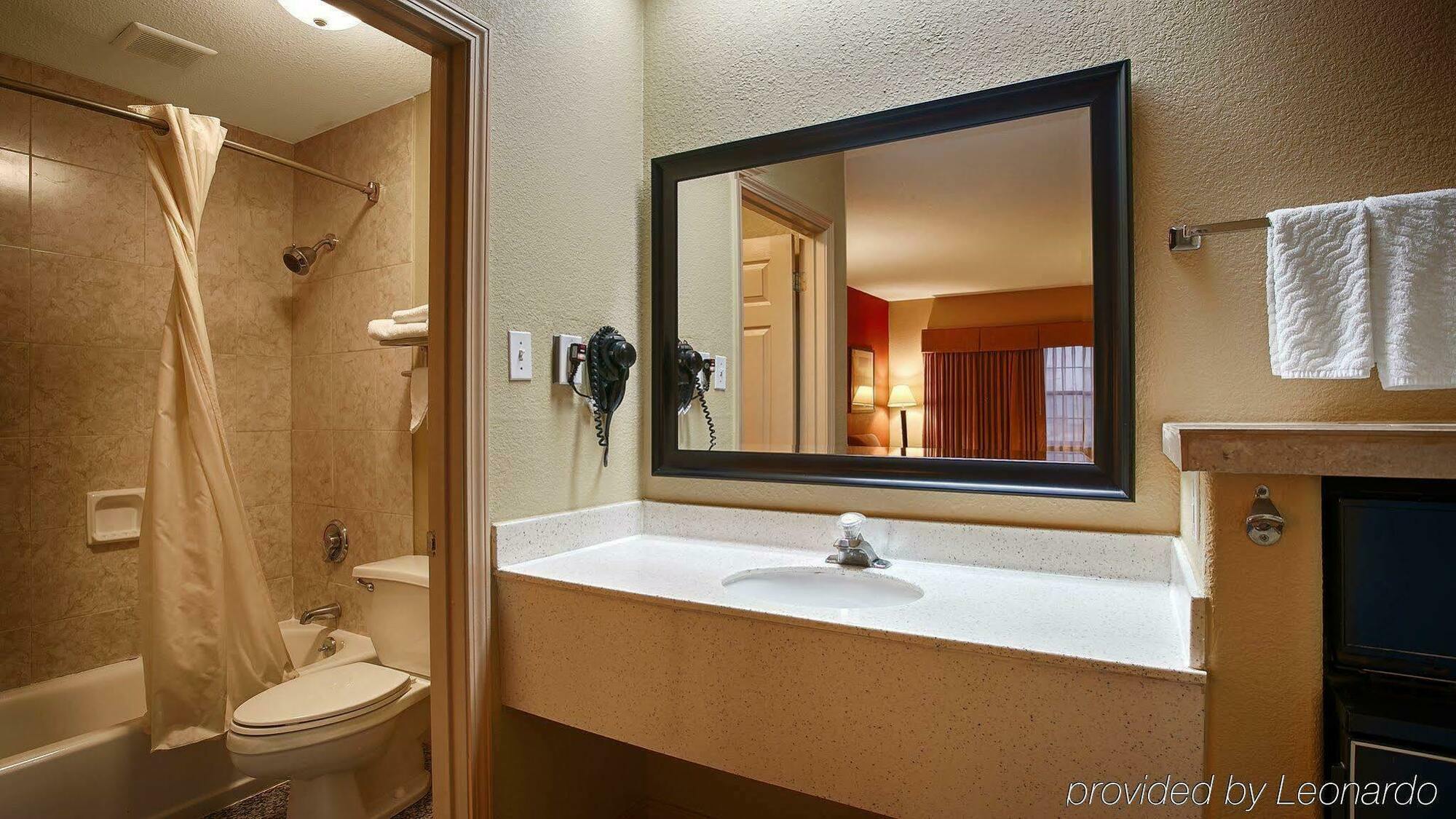 Best Western Airport Inn Monroe Ngoại thất bức ảnh
